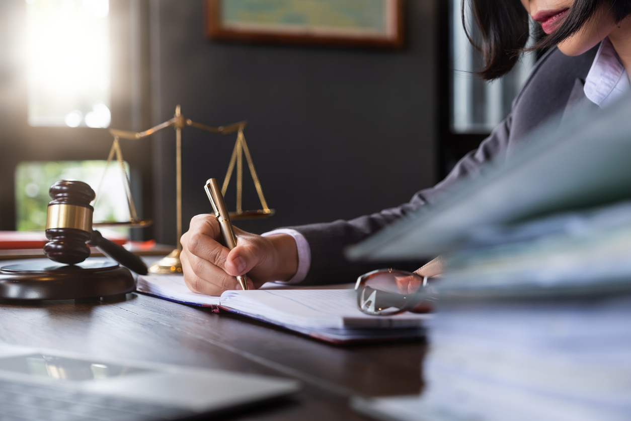 How Experience as a Prosecutor Makes for a More-Skilled Criminal Defense Attorney